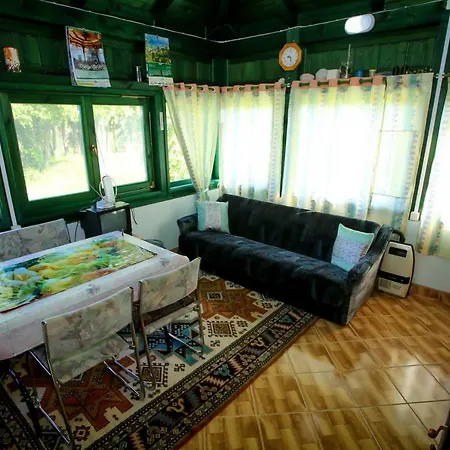 Lohovo Noor Apartment